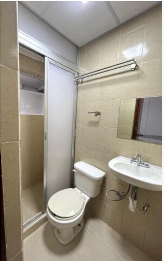 Habitacion Economica Y Pequena Con Bano Privado Cerca Del Centro Historico Mexico City Ngoại thất bức ảnh