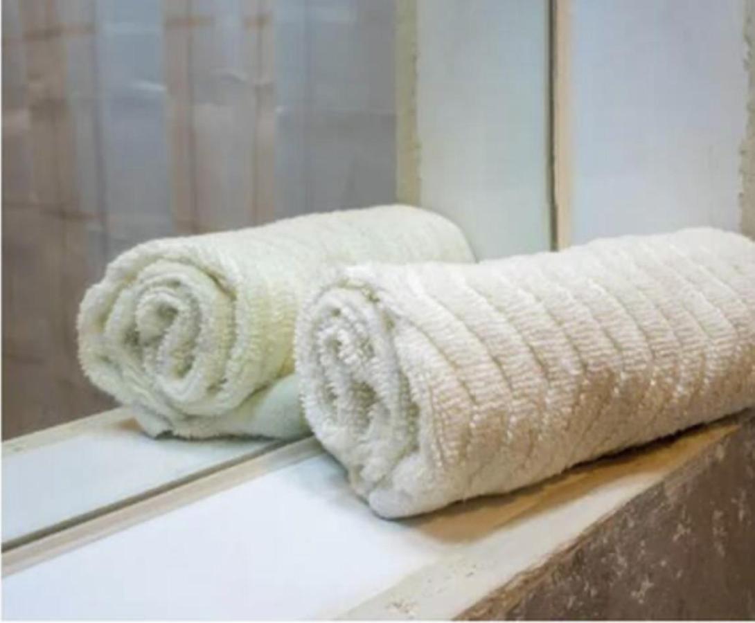 Habitacion Economica Y Pequena Con Bano Privado Cerca Del Centro Historico Mexico City Ngoại thất bức ảnh